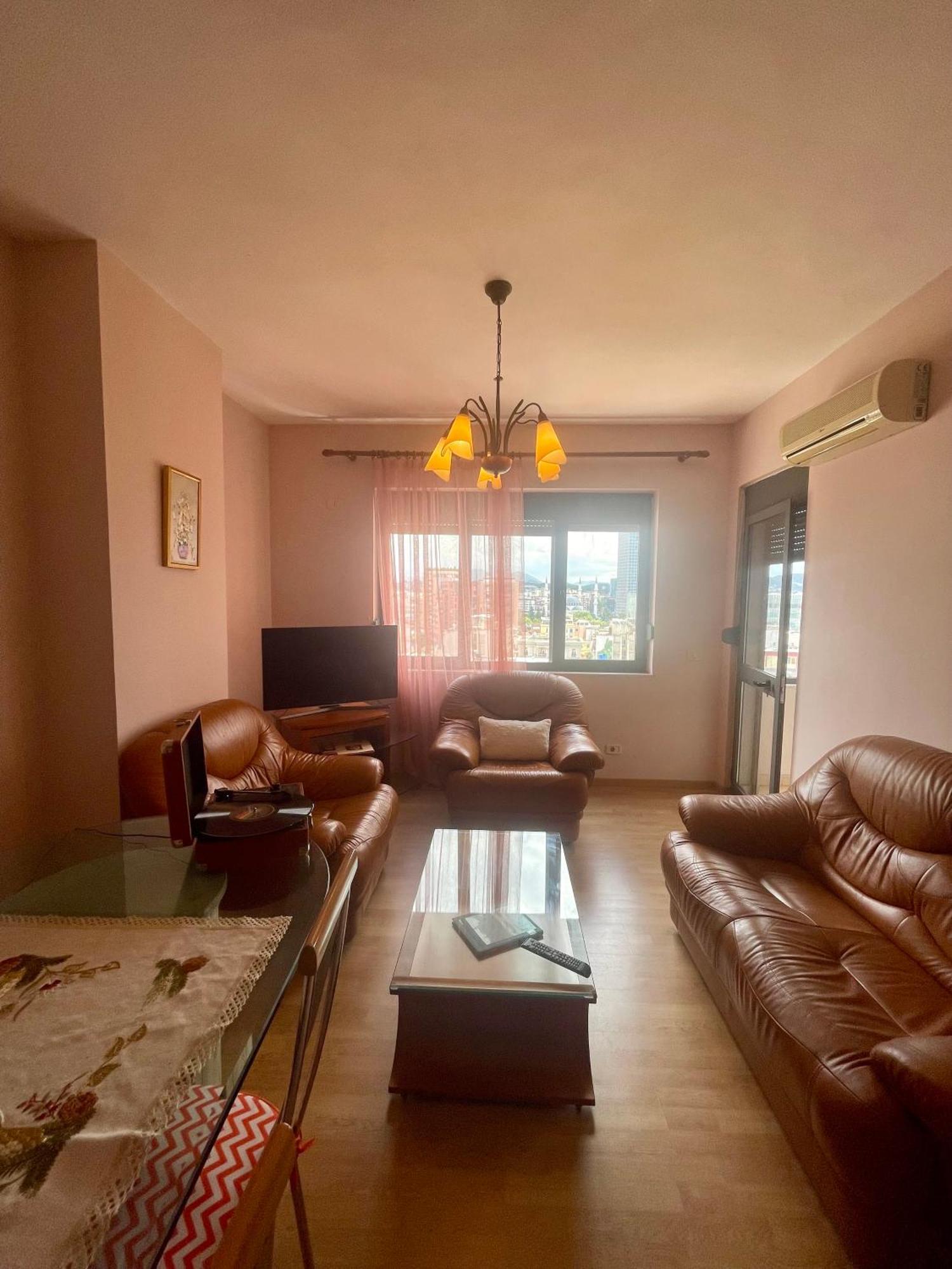Easy Peasy - 9Th Floor View Downtown Apartment Tirana Bagian luar foto